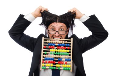 Hesap makinesi ve abaküsü olan komik bir adam.