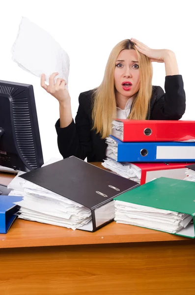 Mujer empresaria trabajando aislada en blanco — Foto de Stock