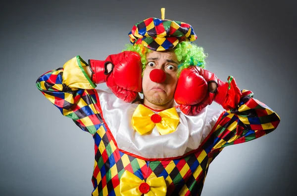 Grappige clown in komisch concept — Stockfoto