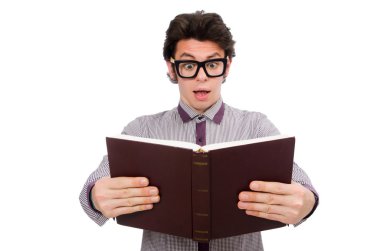 Öğrenci üzerinde beyaz izole kitap ile