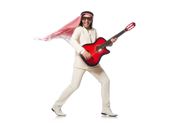 Arabisk man med gitarr på vit — Stockfoto