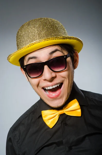 Αστείος άνθρωπος με vintage καπέλο — Φωτογραφία Αρχείου