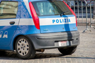 Polis arabası Roma, İtalya.