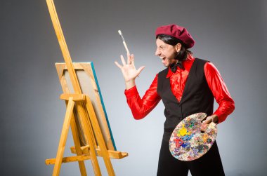 Sanat konseptinde erkek sanatçı