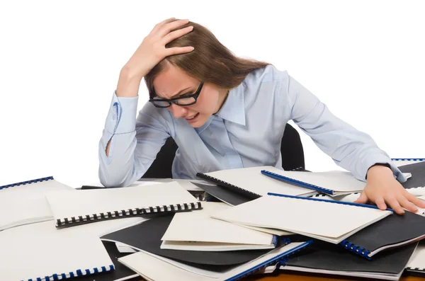 Büroangestellte am Arbeitstisch mit Dokumenten isoliert auf weiß — Stockfoto