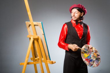 Sanat konseptinde erkek sanatçı