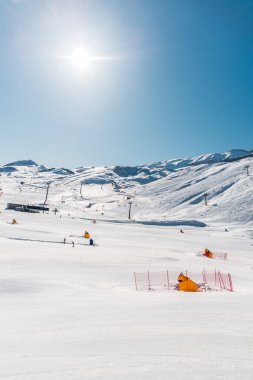 Azerbaycan 'ın Gusar bölgesinde kış dağları