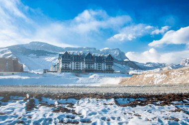 Şahdağ - 8 Şubat 2015: Turizm oteller 8 Şubat Aze içinde