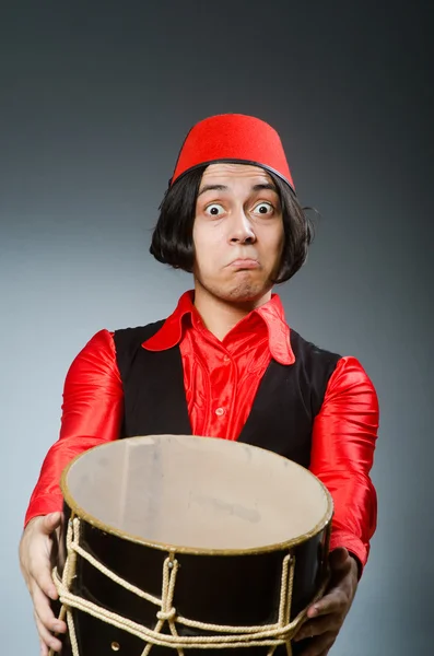 Homem usando chapéu vermelho fez — Fotografia de Stock