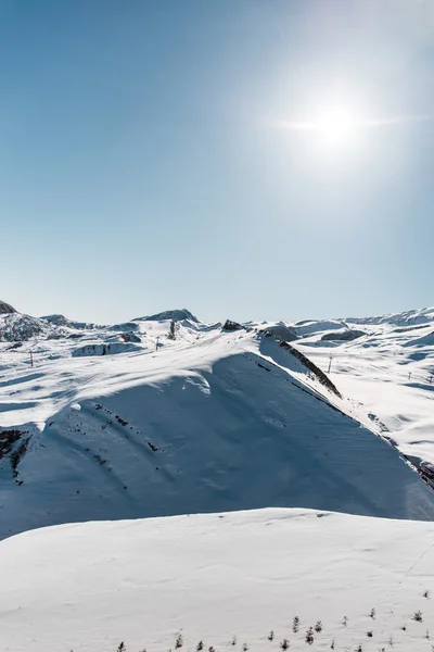 Montanhas de inverno na região de Gusar, no Azerbaijão — Fotografia de Stock