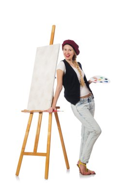 Beyaz tenli kadın sanatçı.