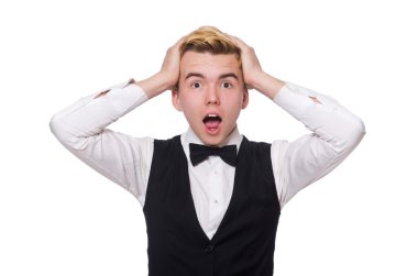 Siyah, klasik yelek giyen genç adam beyazın üzerinde izole edilmiş.