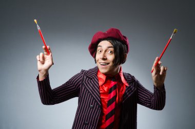 Onun sanat ile komik sanatçı