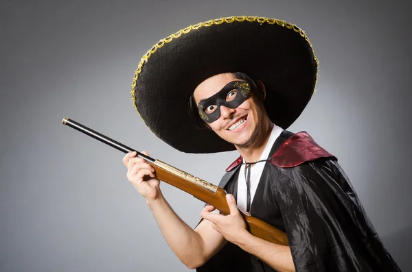 Persona que usa sombrero sombrero en concepto divertido — Foto de Stock