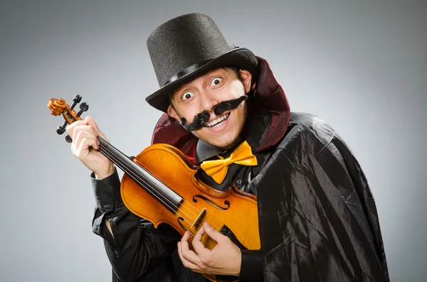 Rolig violin spelare bär tophat — Stockfoto