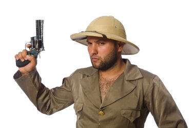 Silahlı bir adam beyaz üzerine izole edilmiş.