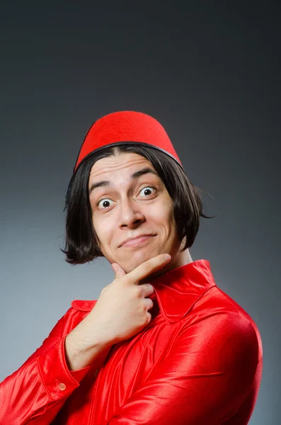 Hombre con sombrero rojo fez — Foto de Stock