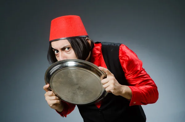 Uomo con cappello rosso fez — Foto Stock