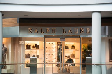 Marina Bay Sands hotel ünlü marka Dükkanı