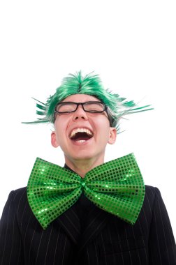 Mohawk saç stili komik bir adam.