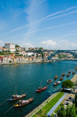 Portekiz, Porto 'daki Dom Luis Köprüsü