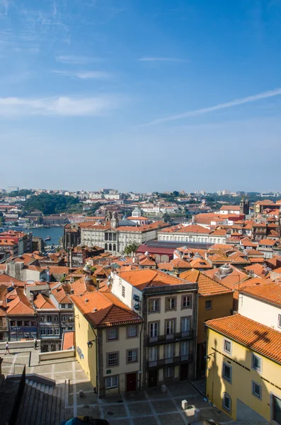 Vista da cidade do Porto no dia de verão — Fotografia de Stock