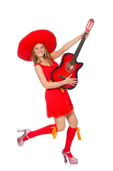 Vrouw met sombrero gitaarspelen op wit — Stockfoto