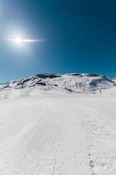 Montagnes d'hiver dans la région de Gusar en Azerbaïdjan — Photo