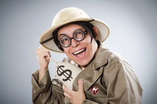 Funny safari traveller in travelling concept — Stock Photo, Image