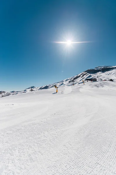 Montañas de invierno en la región de Gusar de Azerbaiyán —  Fotos de Stock