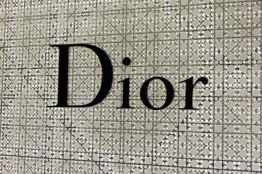 Singapur - 5 Ağustos 2014: The Shoppes Alışveriş Merkezi