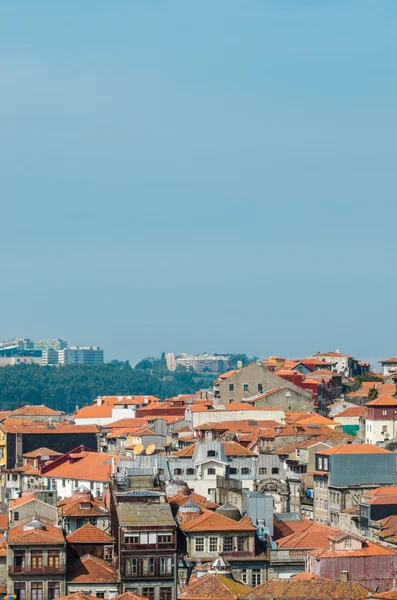 Vista de la ciudad de Oporto en el día de verano — Foto de Stock