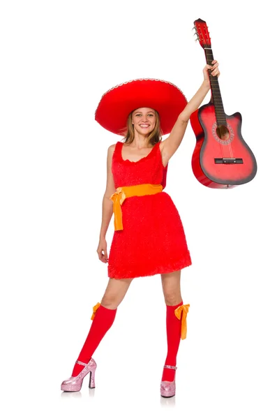 Kvinna med sombrero spelar gitarr på vit — Stockfoto