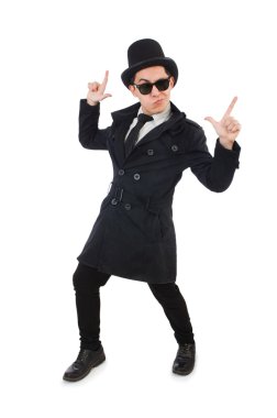 Siyah ceketli genç dedektif, beyazın üzerinde izole edilmiş.