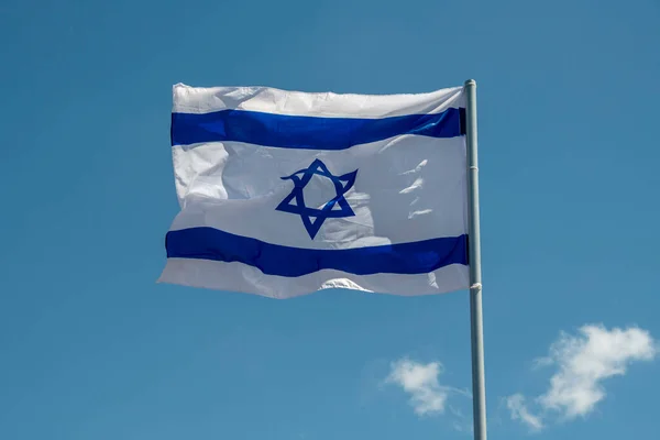 Israel Flag Blue Sky Background — Stock Photo, Image