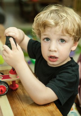 İnşaat işçisi evlat