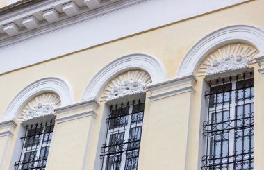 yontucu craft cherubs ayrıntı pencere dekorasyon