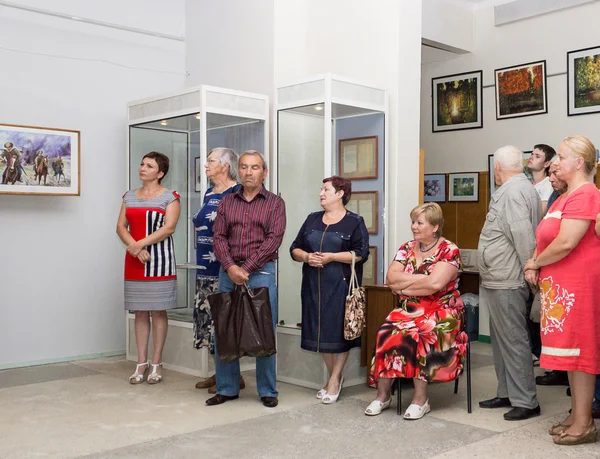 Apertura de la exposición de pinturas — Foto de Stock