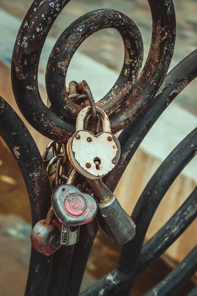 Old lock wedding — Stock Photo, Image