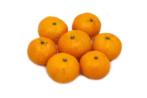 Tangerinas sobre um fundo branco — Fotografia de Stock