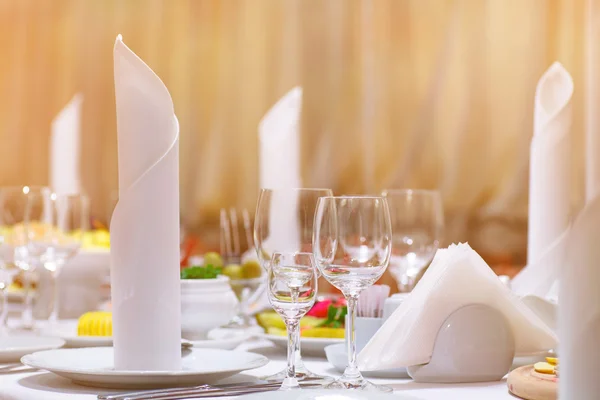 BANQUET TABLE — Stock Photo, Image