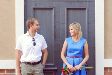 Çiftler eğleniyor.