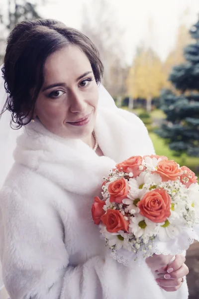 Retrato de novia hermosa — Foto de Stock