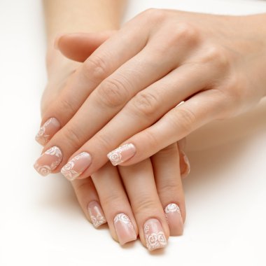 genç kadının elleri