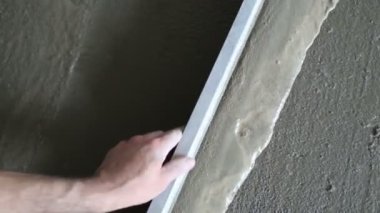 İşçi beton zemin kaplaması yapma