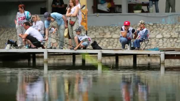 Fishermans gün Balık tutma — Stok video