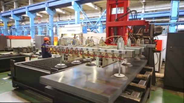 Machine for metal cutting — Stock Video