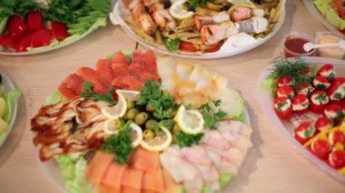 soğuk meze ile plakalar