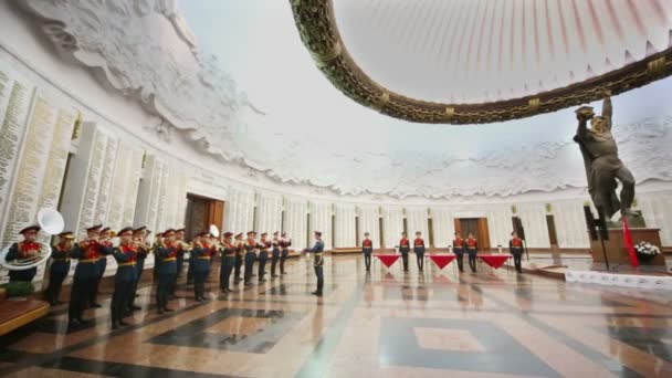 Orquestra sob juramento militar — Vídeo de Stock