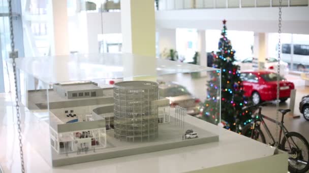 Modelo de construcción de Volkswagen Center Varshavka — Vídeos de Stock